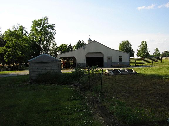 Garden shed and barn
