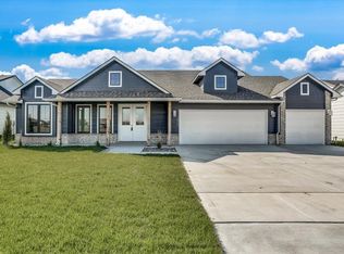 2823 E Sunnyslope Ct, Wichita, KS 67219