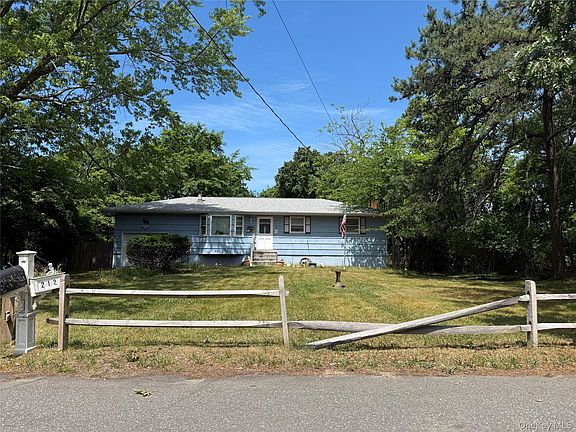 2nd image of 212 Union Avenue