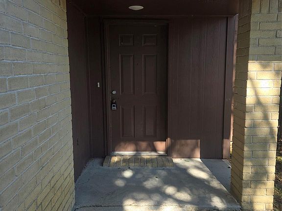 3rd image of 4903 Tealgate Dr