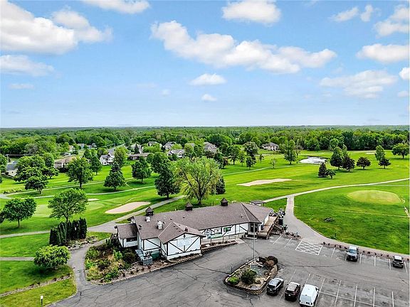 4th image of 1.5 Mindy Ct