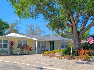 1212 Pineland Ave, Venice, FL 34285