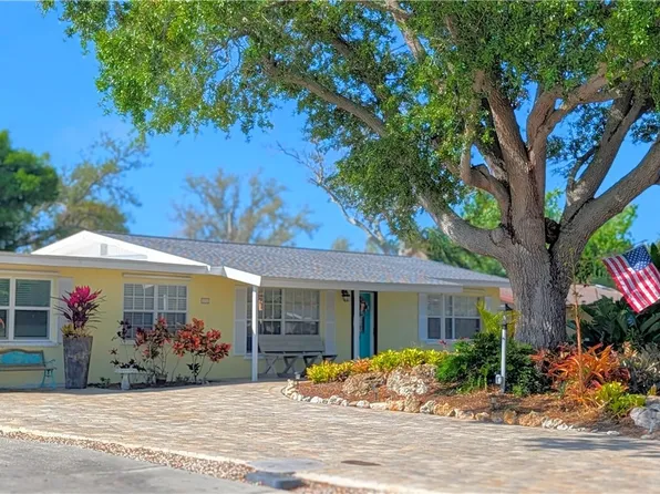 1212 Pineland Ave, Venice, FL 34285