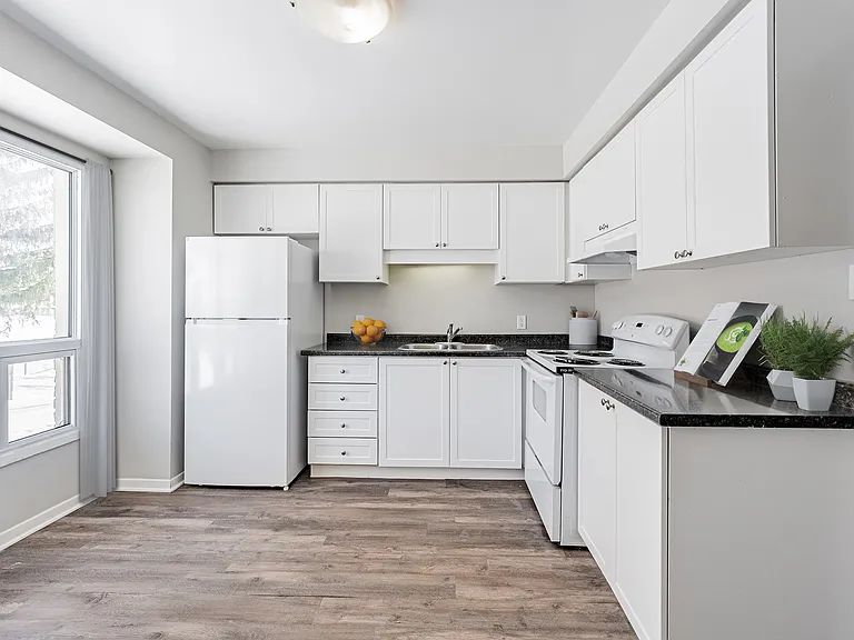 20 Hillsborough Rd #21 — Photo 1