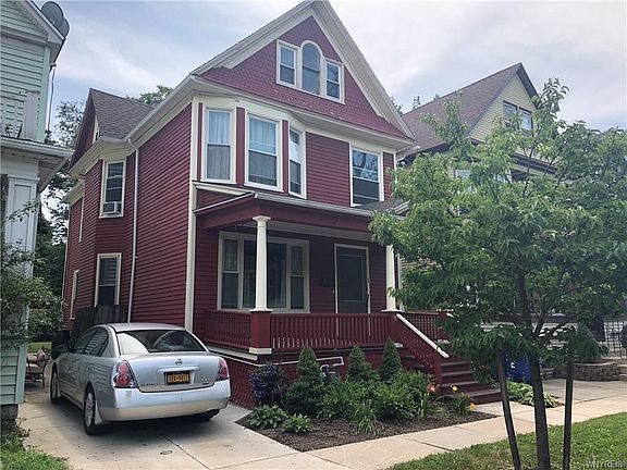 2nd image of 70 Vernon Pl