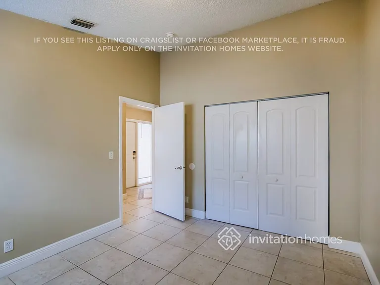 6249 Island Way — Photo 14