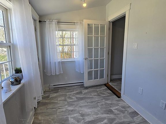 2nd image of 66 Oak St