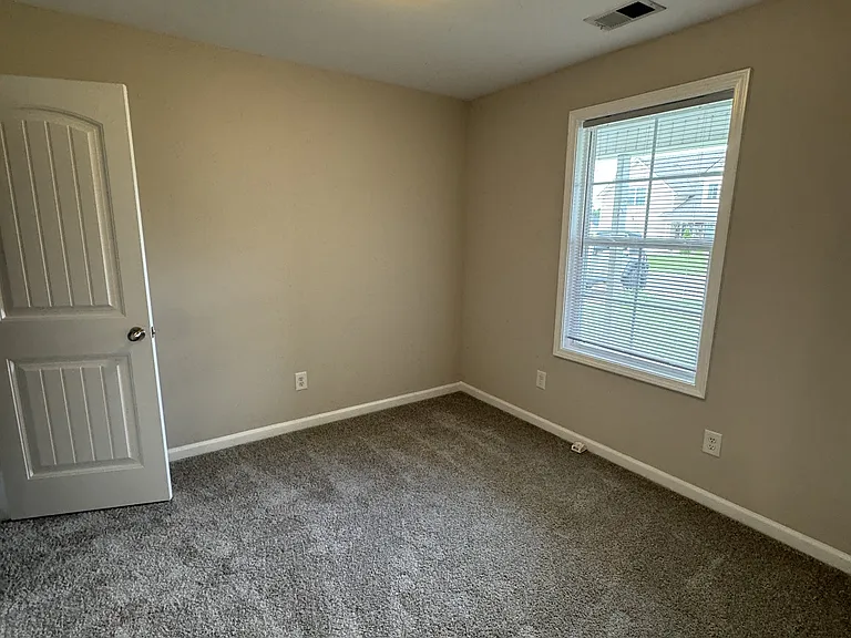 1529 Gambill Wood Dr — Photo 15