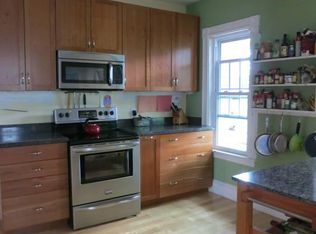 10 Conwell St #2, Somerville, MA 02143
