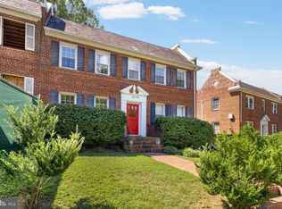 2650 39th St NW APT 3, Washington, DC 20007