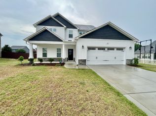 1108 Mayfern Dr, Hope Mills, NC 28348