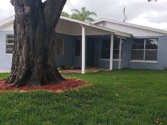 2nd image of 6813 N Coolidge Ave