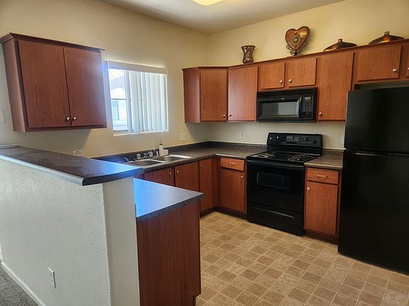 3rd image of 1941 S Pierpont Dr APT 2025