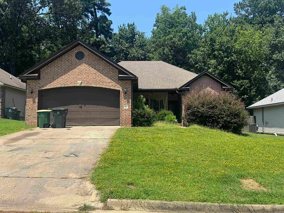 1st image of 12 Ponds Edge Ln