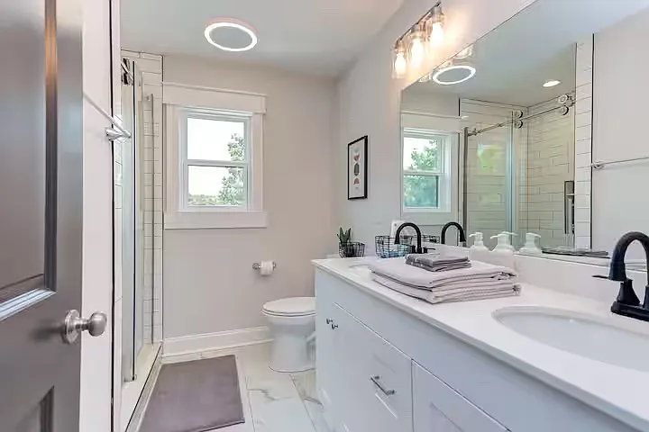 419 Cecil St — Photo 11