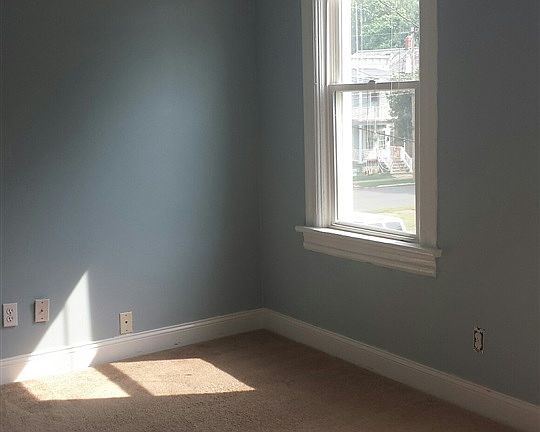 2nd image of 7 Cherry St #2