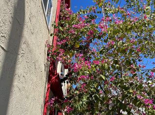 2600 W 8th Street, Los Angeles, CA 90057