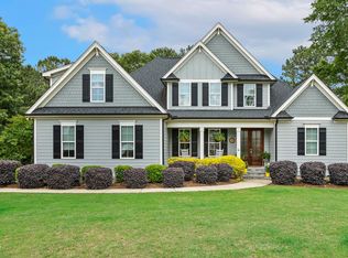 205 Sherman Pines Dr, Fuquay Varina, NC 27526