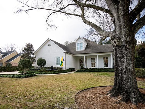 2nd image of 16 Eagle Trace Dr