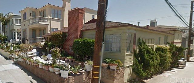 1st image of 316 32nd St