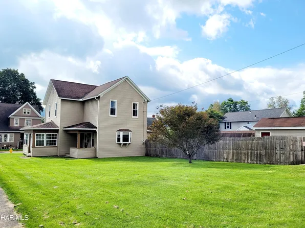 542 N 3rd St, Bellwood, PA 16617