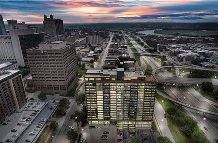 1st image of 600 E Admiral Blvd #1807