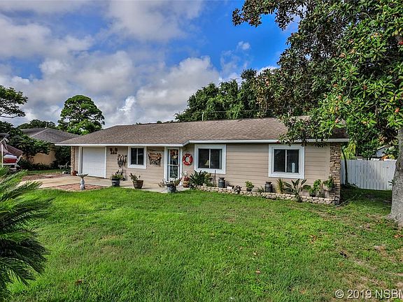 3rd image of 2322 Evergreen Dr