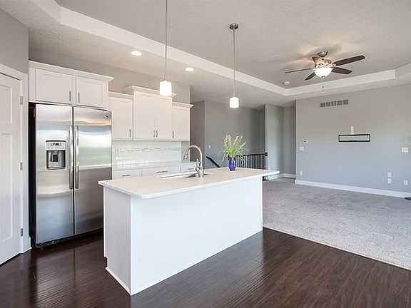 5th image of 9783 Cedarwood Dr