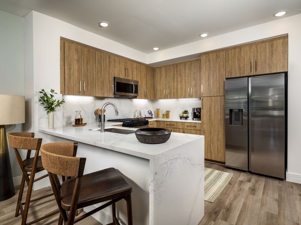 1205 Aviara Pkwy #402