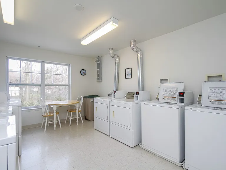 Sunnybrook Senior Apartments 62+ — Photo 6