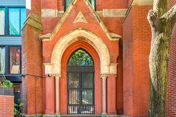 Rented by MySpaceNYC | media 12