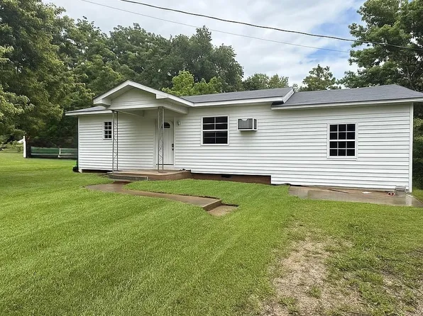 131 N Pine St, Salem, AR 72576