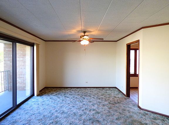 4th image of 901 Center St Unit 201