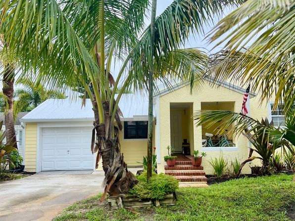 295 SE Saint Lucie Blvd