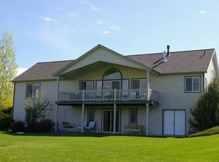 890 Mint View Rd, Corvallis, MT 59828