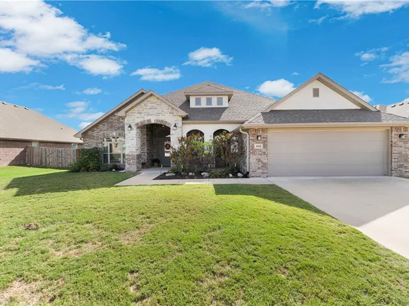1020 Winesap Dr, Bentonville, AR 72712