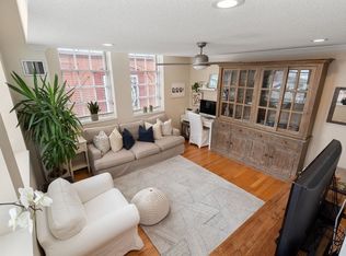 106 13th St APT 302, Charlestown, MA 02129
