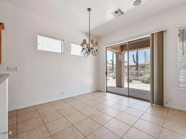 7585 E Balao Dr — Photo 10