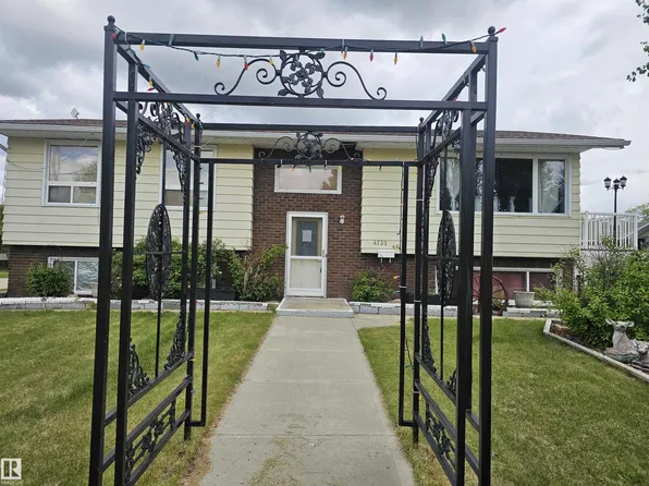 4732 46th St, Onoway, AB T0E 1V0