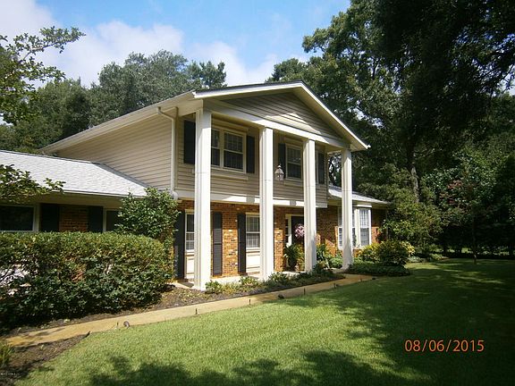 2nd image of 907 Lake N Shore Dr