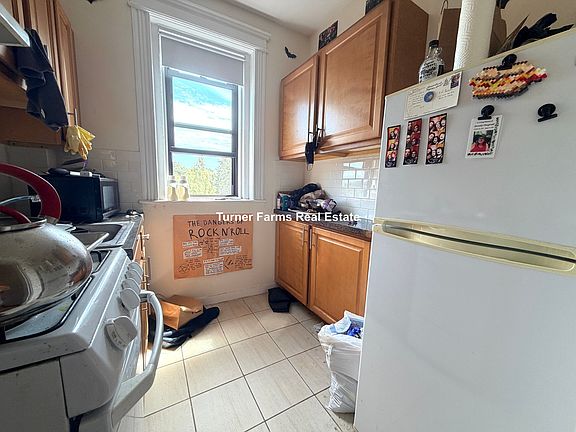4th image of 1156 Commonwealth Ave #57F