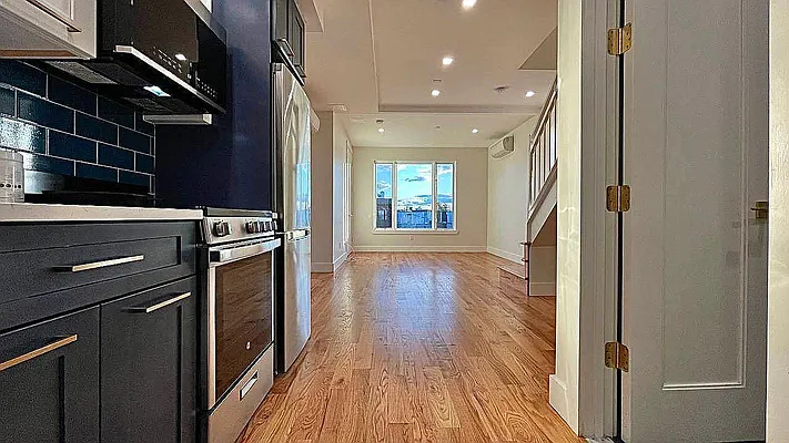 Rented by Doorway NYC, LLC | media 25