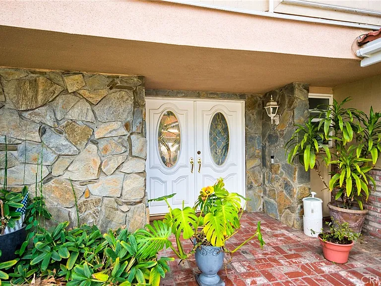 11920 Bingham St — Photo 2