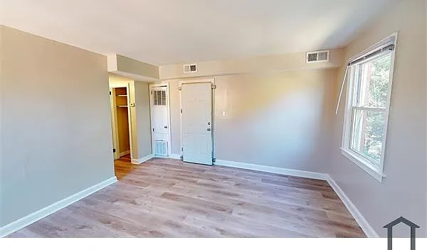 3122 Buena Vista Ter SE #5