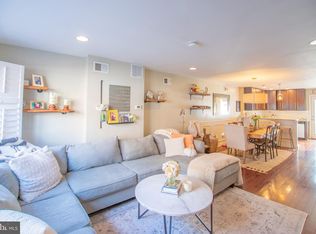 140 Mercy St, Philadelphia, PA 19148