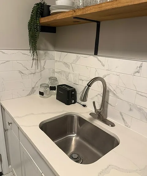 151 Lawton St SW — Photo 41