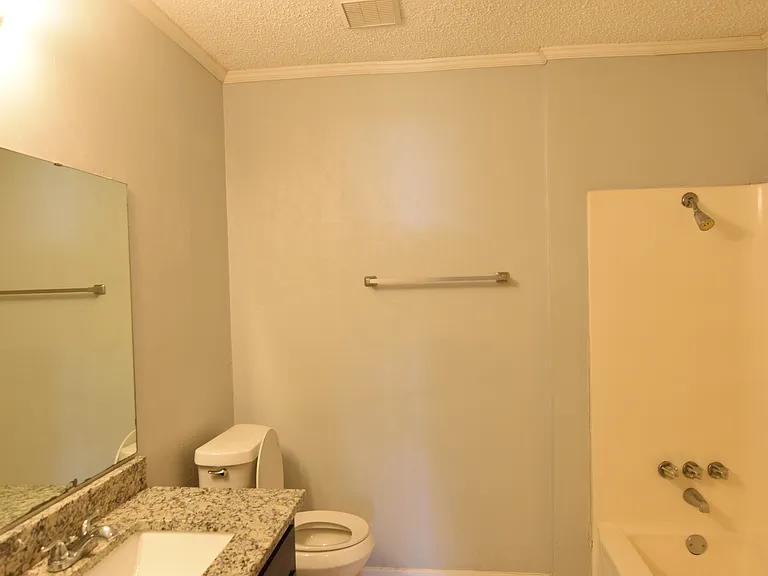1701 Hill St — Photo 14