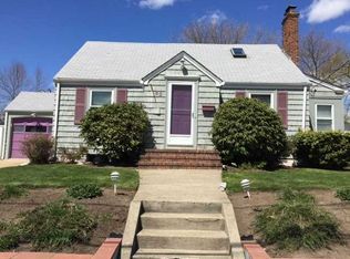 52 Brookside Dr, Cranston, RI 02910