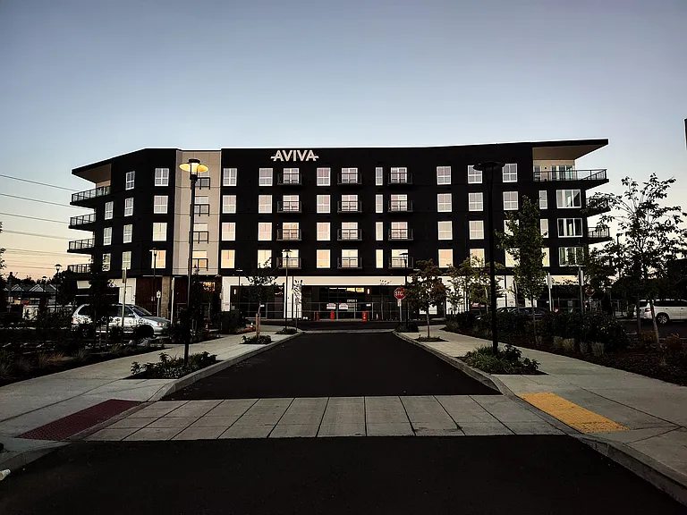 AVIVA Apartments — Photo 16