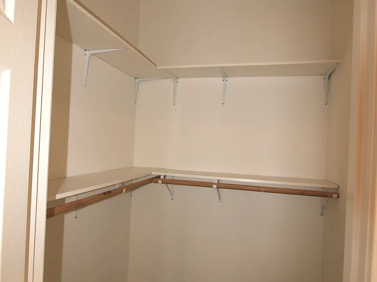Westmoreland Apartments LLC — Photo 26